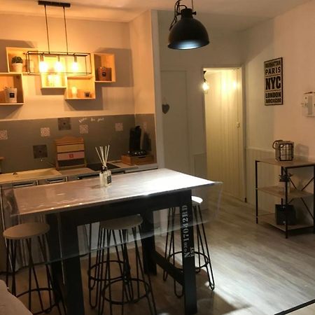 Appartement Avec Garage Centre Historique De เบซิเยร์ ภายนอก รูปภาพ