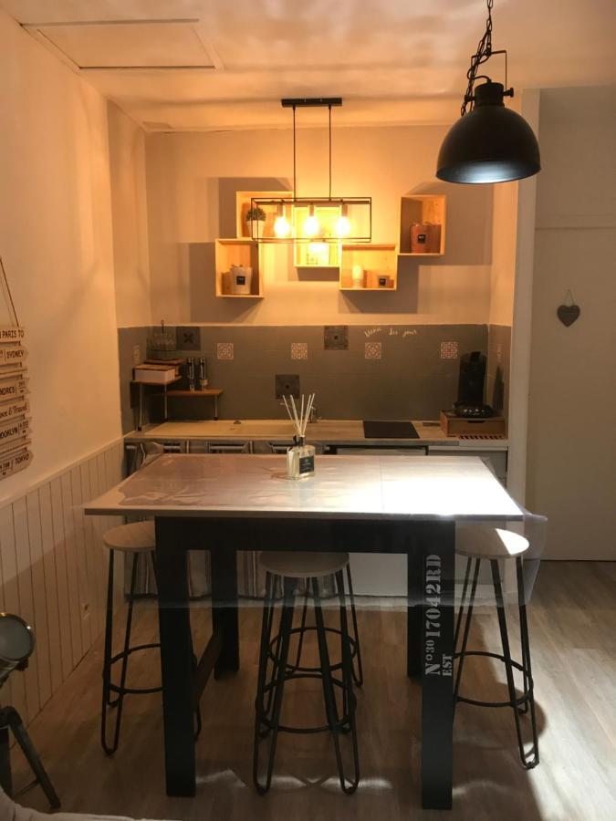 Appartement Avec Garage Centre Historique De เบซิเยร์ ภายนอก รูปภาพ