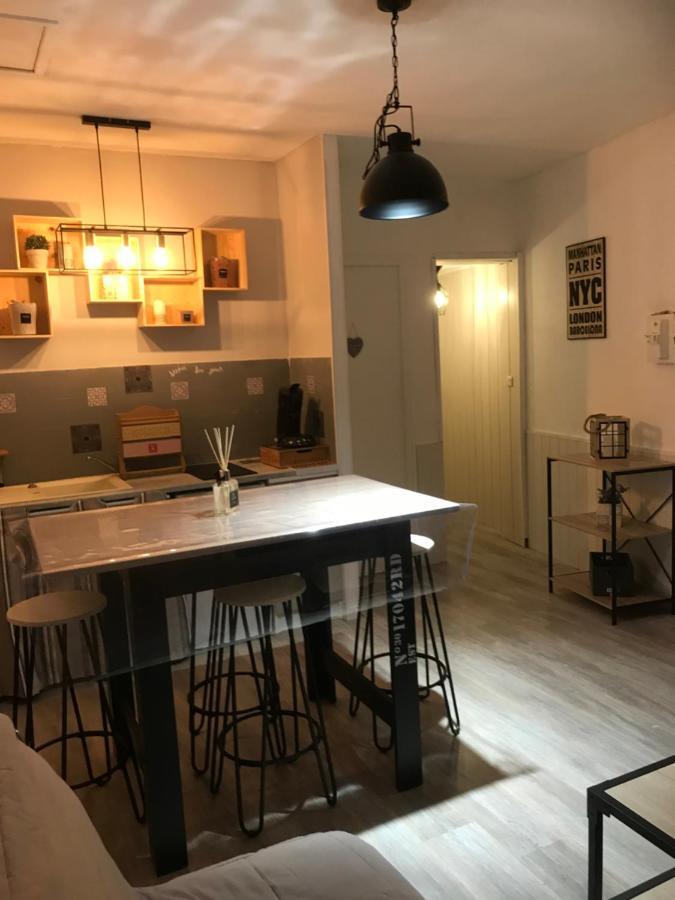 Appartement Avec Garage Centre Historique De เบซิเยร์ ภายนอก รูปภาพ
