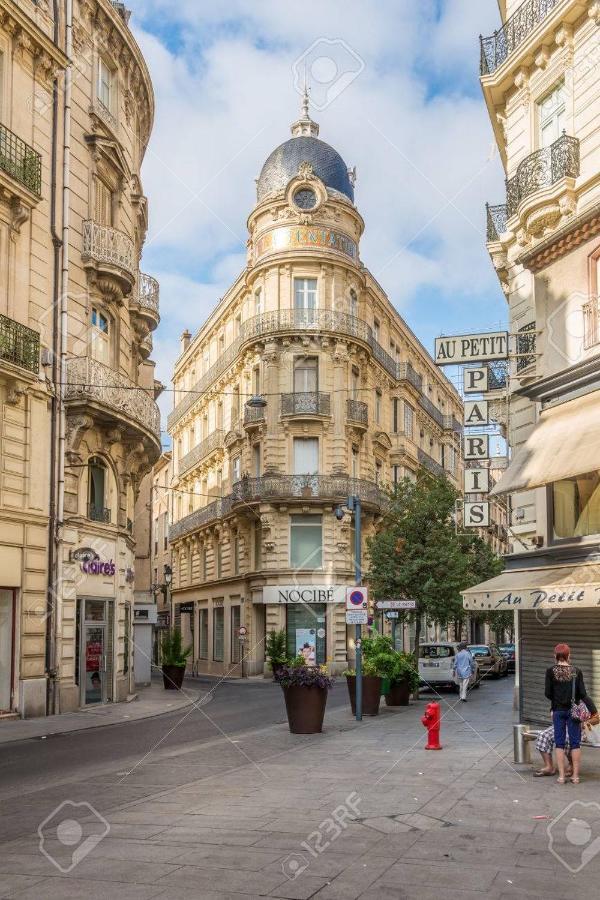 Appartement Avec Garage Centre Historique De เบซิเยร์ ภายนอก รูปภาพ