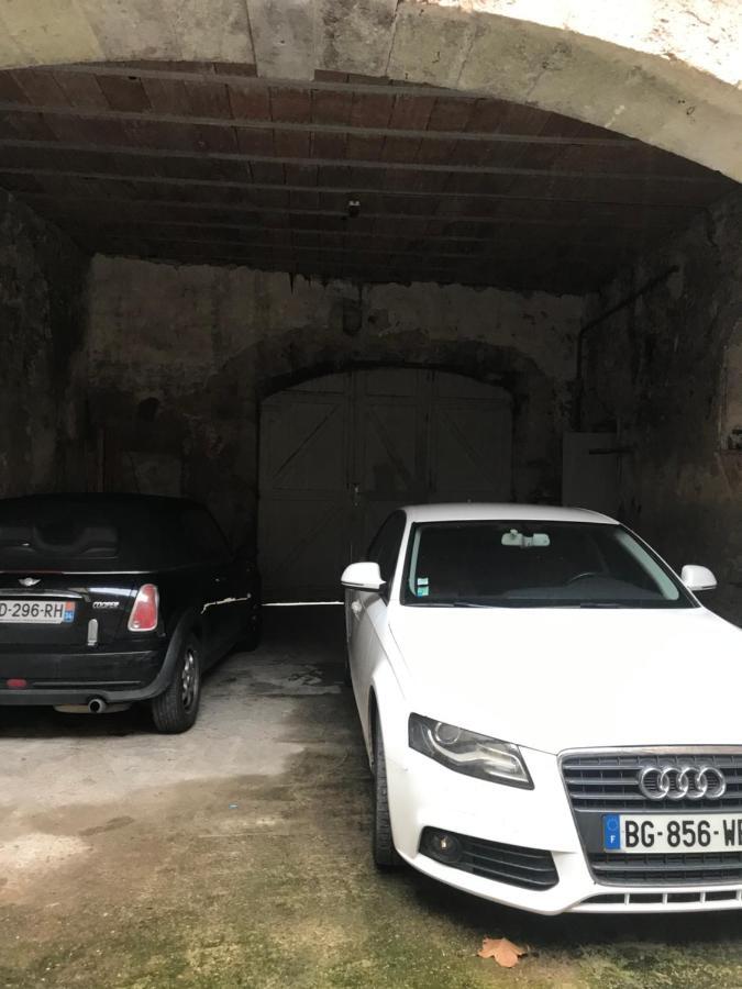 Appartement Avec Garage Centre Historique De เบซิเยร์ ภายนอก รูปภาพ